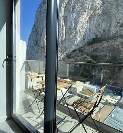 Cp High Floor Luxury Studio Gibraltar Exterior foto